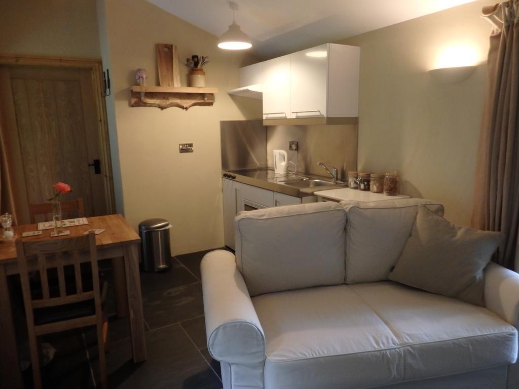 The Potting Shed Apartment Little Torrington ภายนอก รูปภาพ